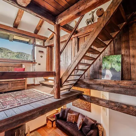 Apartman Charming In Chalet In Le Gleise- What'app - 0034-635-518-216 - For Reservations!!