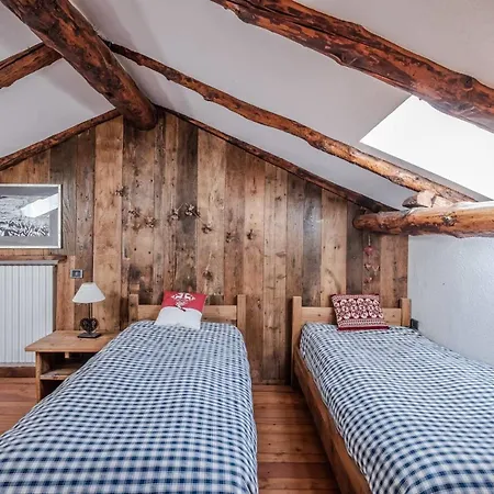 Charming In Chalet In Le Gleise- What'app - 0034-635-518-216 - For Reservations!! Granges Suppas