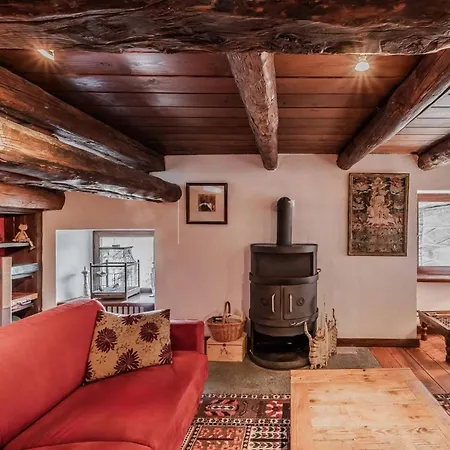 Charming In Chalet In Le Gleise- What'app - 0034-635-518-216 - For Reservations!! * Granges Suppas