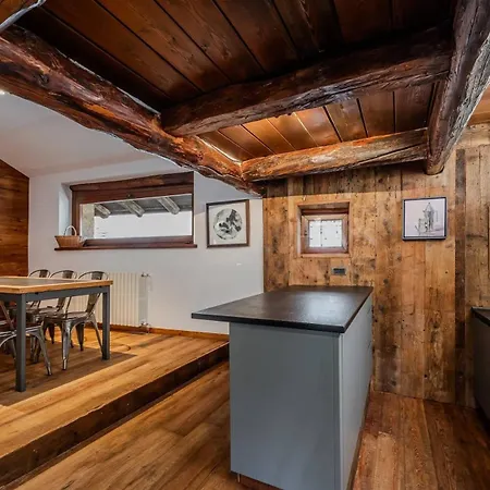 アパート Charming In Chalet In Le Gleise- What'app - 0034-635-518-216 - For Reservations!! Granges Suppas