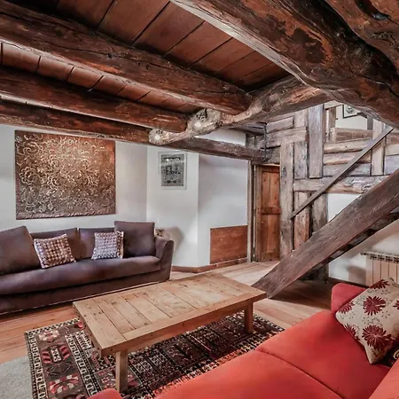 Charming In Chalet In Le Gleise- What'app - 0034-635-518-216 - For Reservations!! *